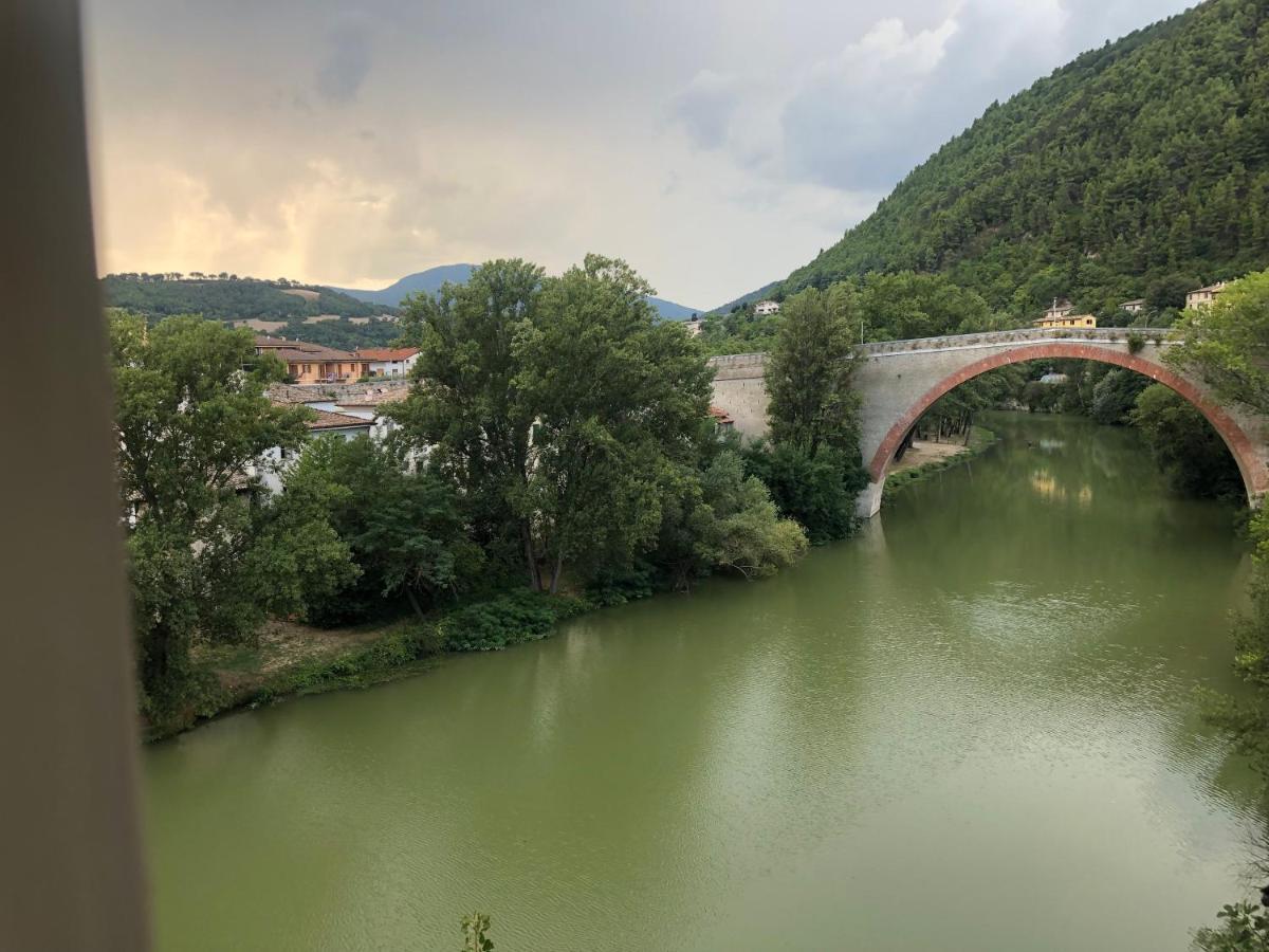 La Finestra Sul Fiume Fossombrone Exterior foto