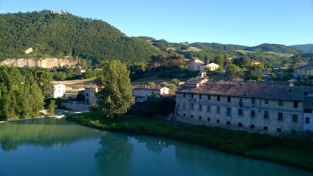 La Finestra Sul Fiume Fossombrone Exterior foto