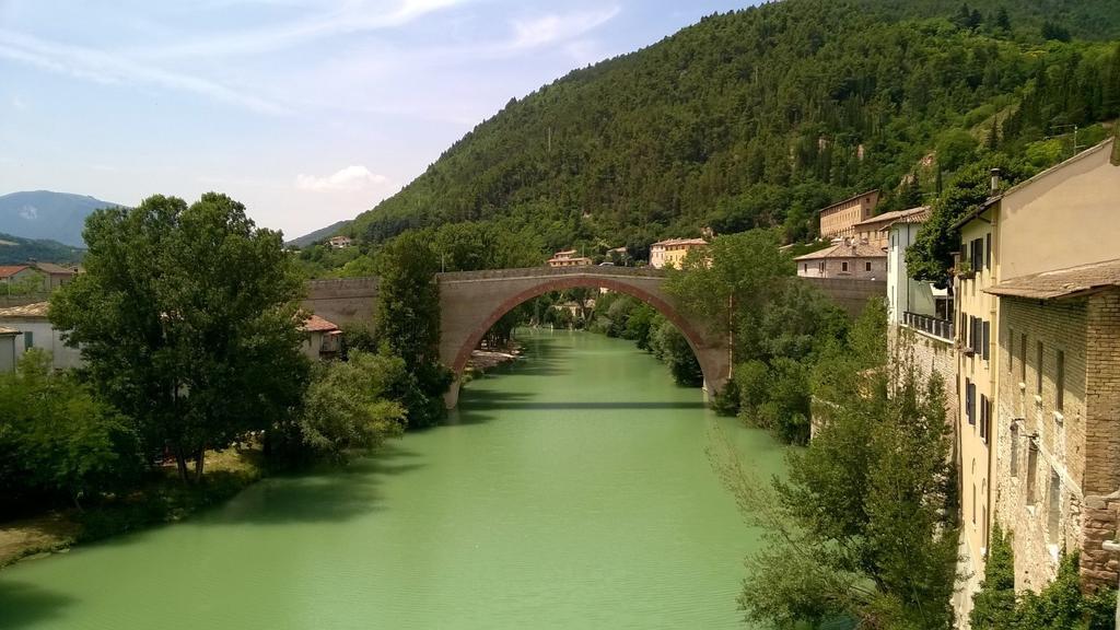 La Finestra Sul Fiume Fossombrone Exterior foto