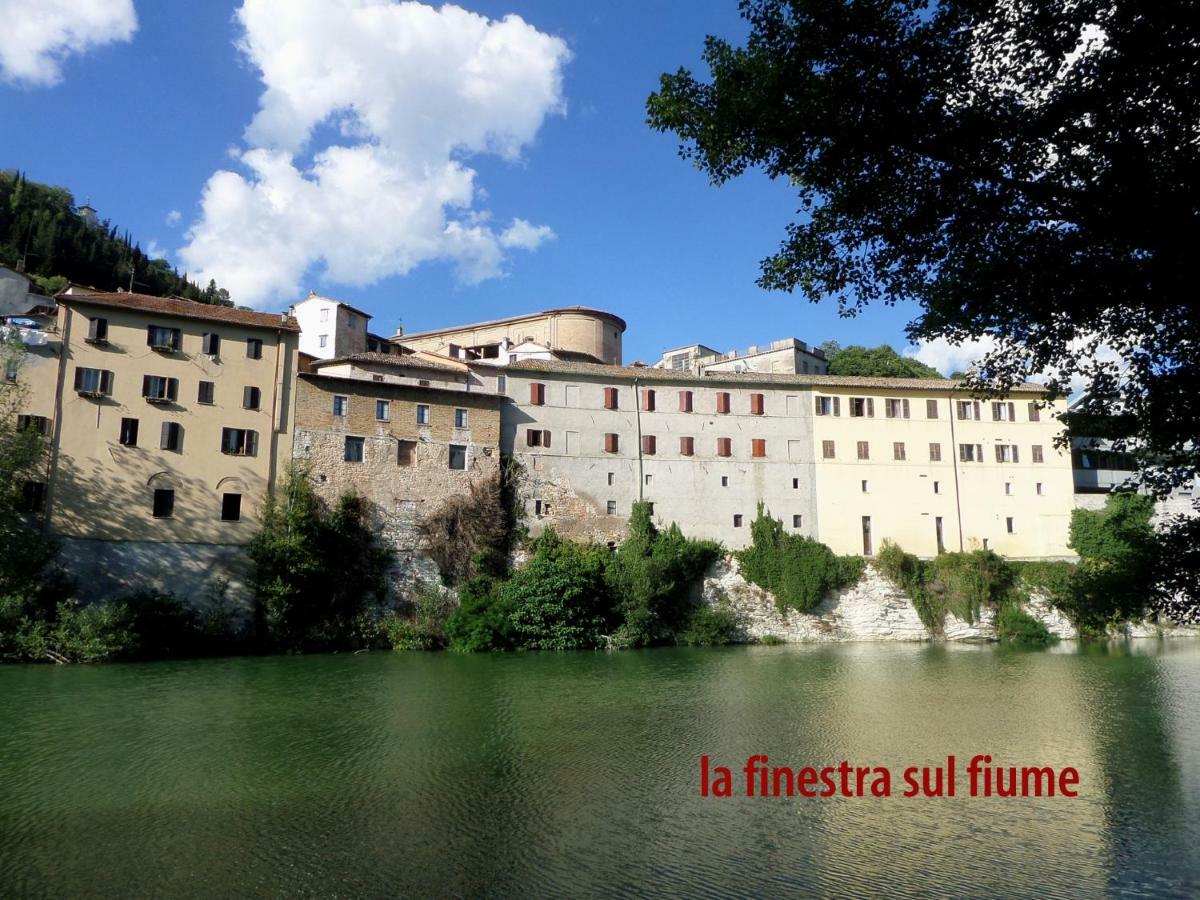 La Finestra Sul Fiume Fossombrone Exterior foto